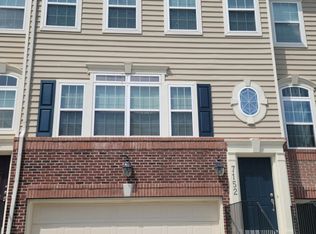 7152 Hummingbird Dr, Glen Burnie, MD 21060