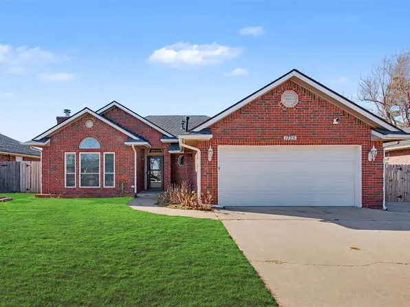 1725 Overland Trl, Choctaw, OK 73020