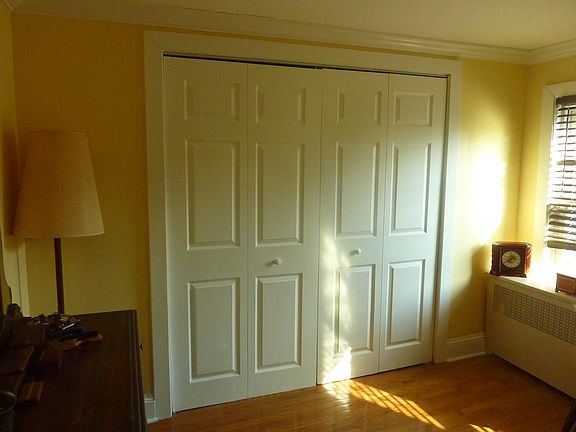 Double closet in master bdrm
