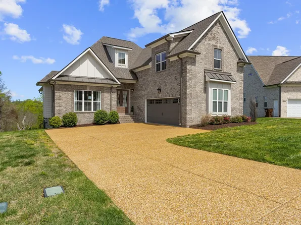 813 Ridgestone Pl, Lebanon, TN 37087
