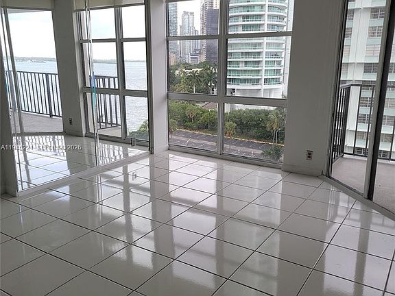 5th image of 1865 Brickell Ave APT A904
