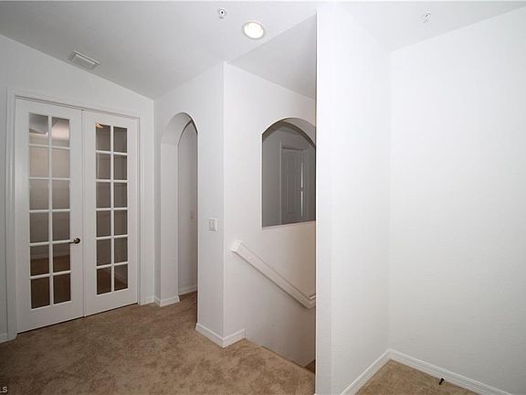 3rd image of 1355 Mariposa Cir