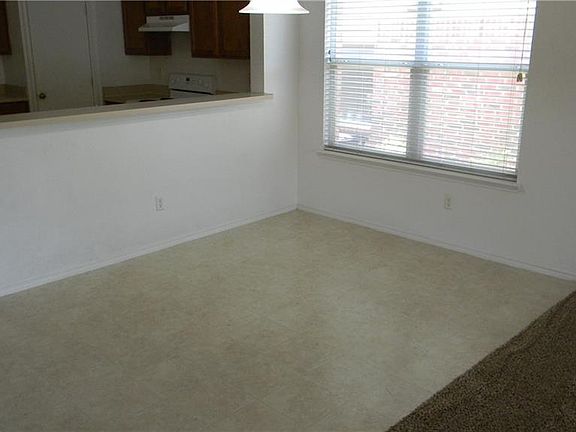 5th image of 5605 Whitethorn Ct