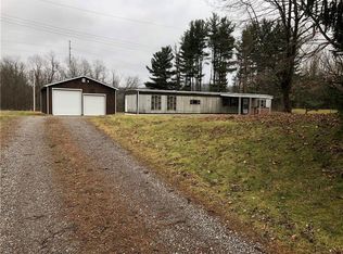 166 Larchwood Dr, New Galilee, PA 16141