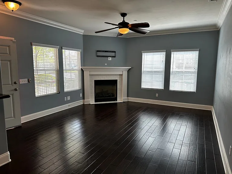 1510 Orange Ave #105 — Photo 5