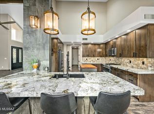 8589 N Arnold Palmer Dr, Tucson, AZ 85742