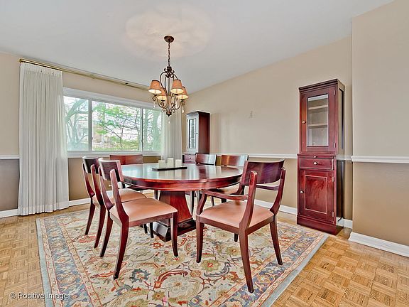 5th image of 1916 Wilmette Ave Unit D