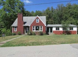 1104 Rockridge Rd, Connellsville, PA 15425