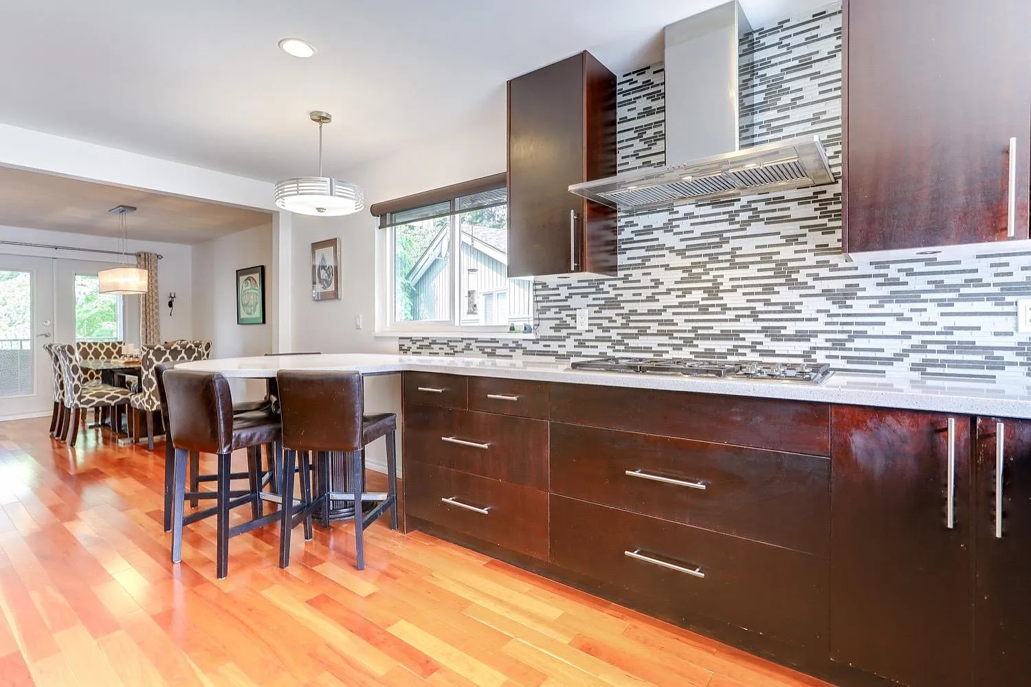 5 bed, 3.5 bath, 3200 sqft, $5,150 — Photo 1