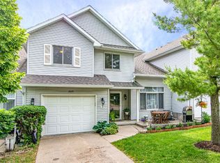 10120 Meredith Dr APT 5, Urbandale, IA 50322