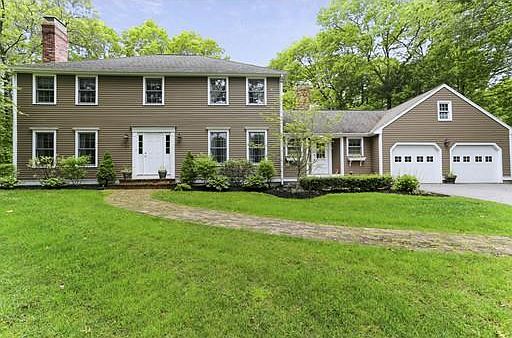 1st image of 34 Pleasant Heights Dr