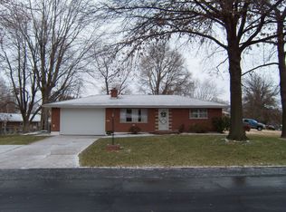 1985 Saint Louis St, Florissant, MO 63033