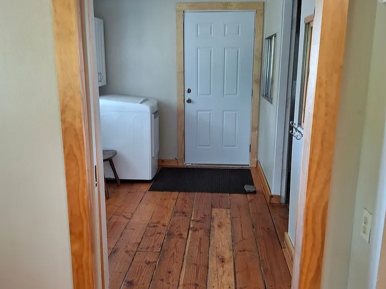 4500 NW McLoughlin Dr — Photo 6