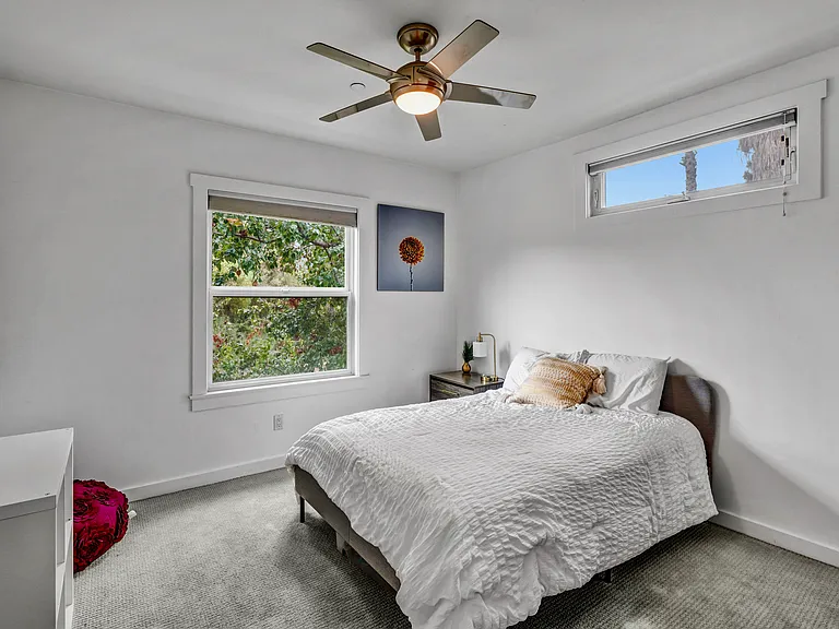 2909 W Clark Ave — Photo 13