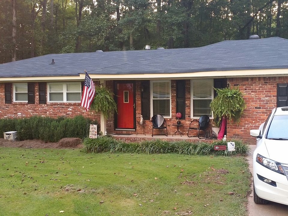 2nd image of 5215 Wildwood Ln