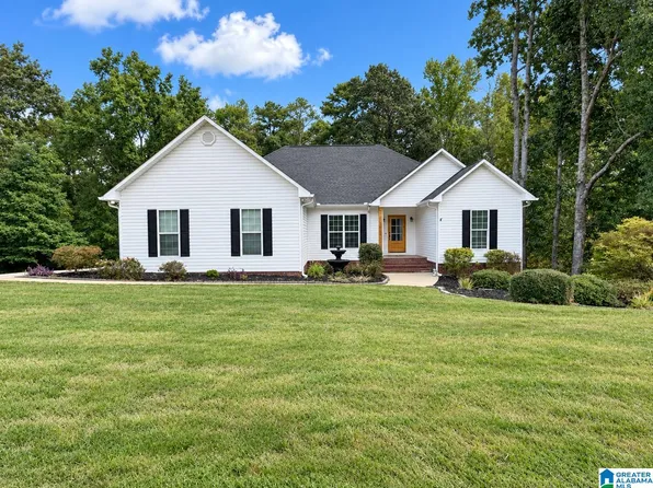 4208 Country Oaks Dr, Oxford, AL 36203