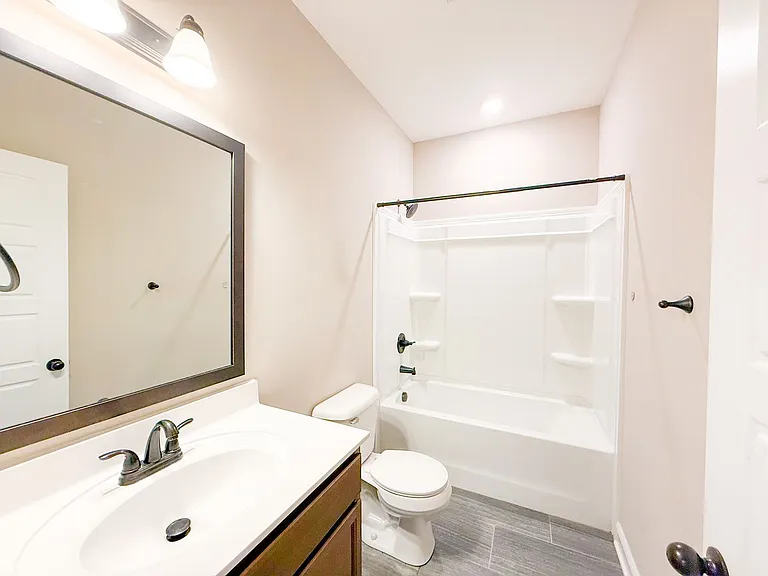 350 Dugger Dr — Photo 18