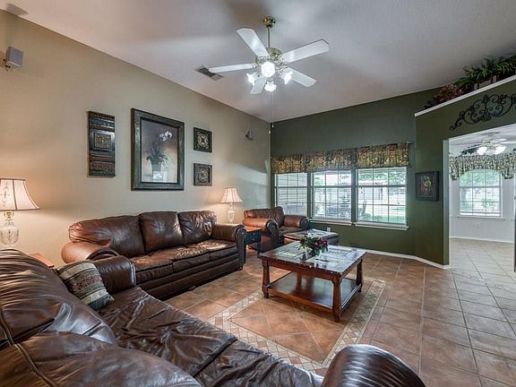 5th image of 204 Janis Ln
