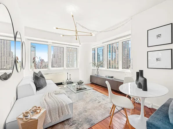 425 5th Ave APT 26E, New York, NY 10016