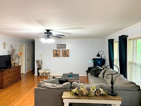 2nd image of 509 Skyline Vista Ln