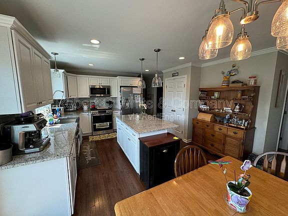 4th image of 26 Northview Dr