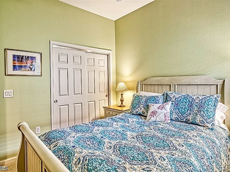 3460 Lakeview Isle Ct — Photo 38