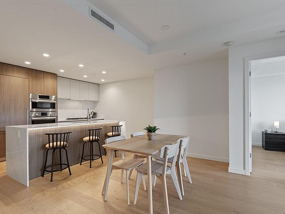 2nd image of 2000 Hannington Rd #1012