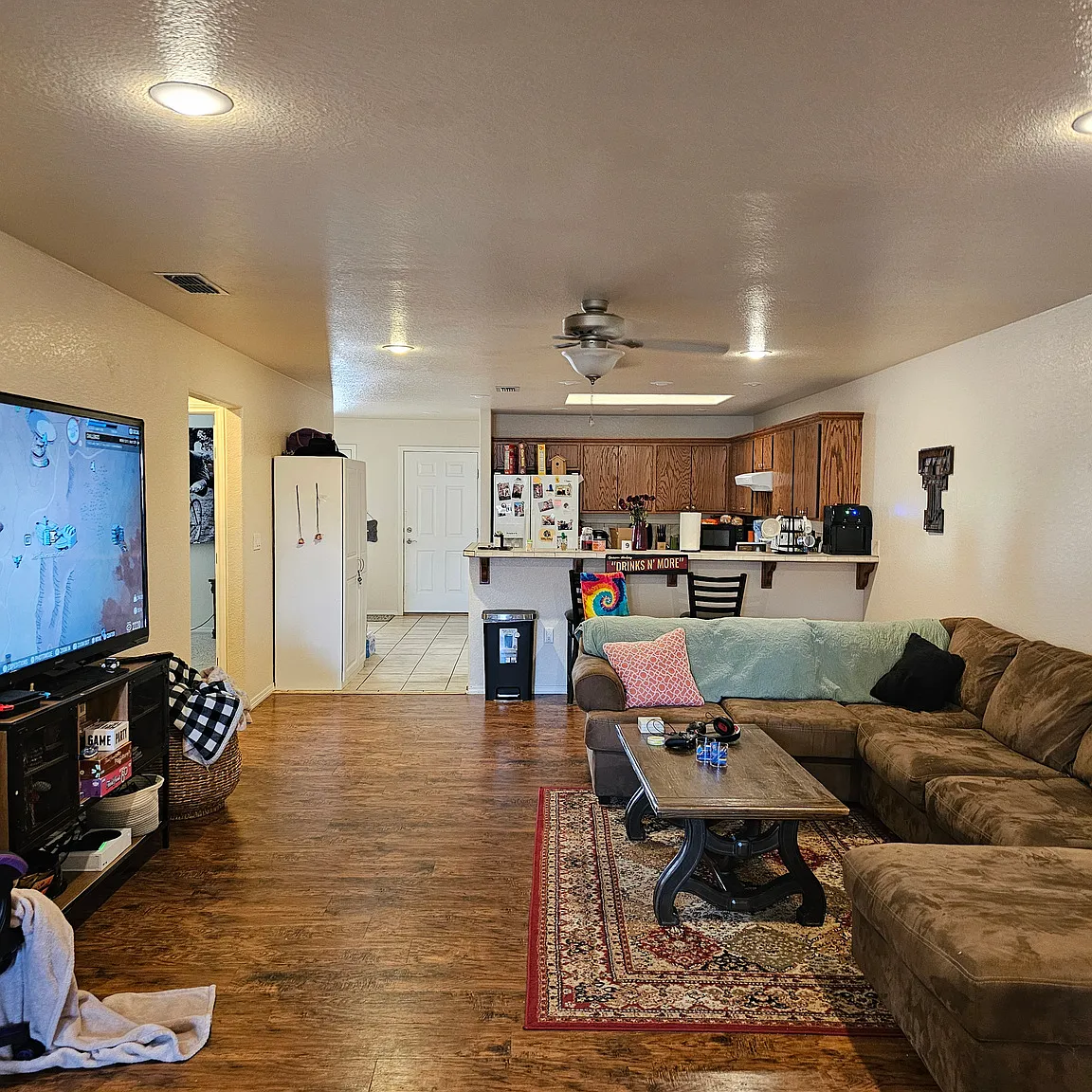 2 bed, 1481 sqft, $1,300 — Photo 4