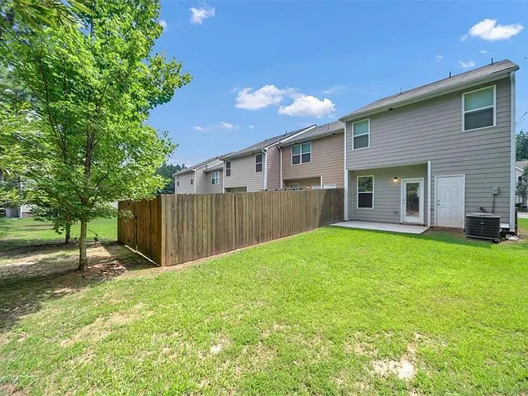 2626 Parrish Ct — Photo 31