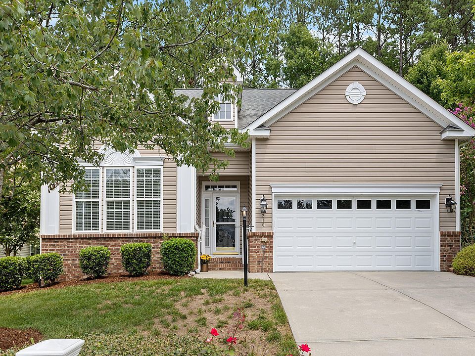 1st image of 210 Muir Brook Pl