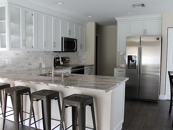 4th image of 4081 Bluff Harbor Way