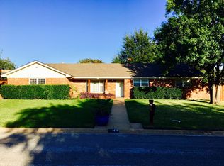 1428 Elizabeth St, Hurst, TX 76053