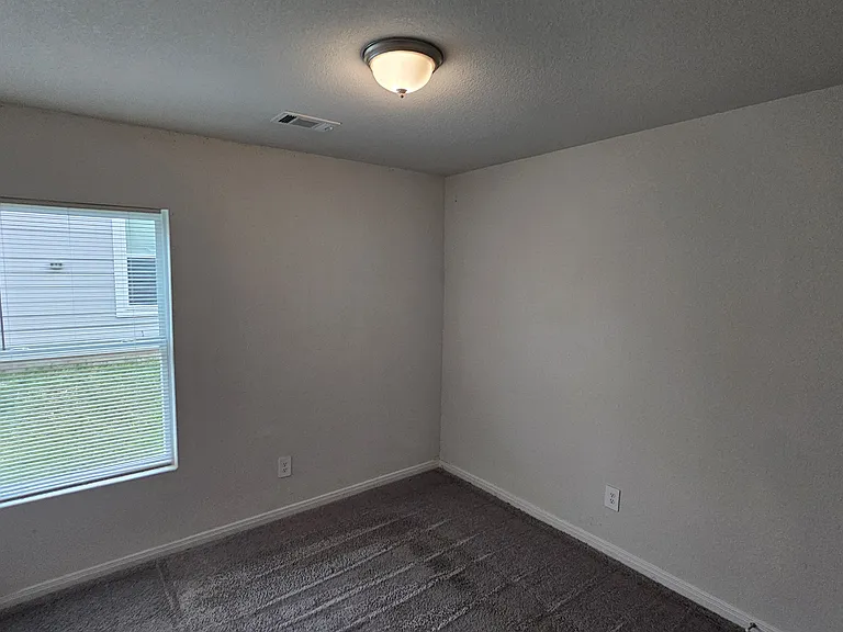 14214 Green Wing Cir — Photo 3