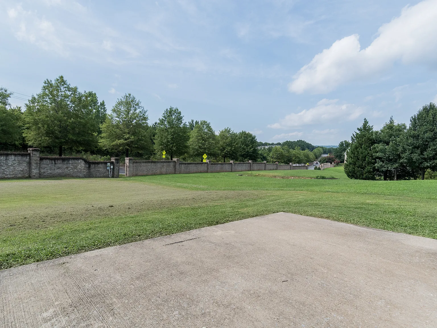 1322 Deer Trail Rd Hoover AL 35226 - 1 — Photo 3