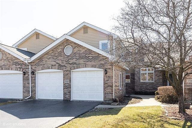 1st image of 17263 Lakebrook Dr