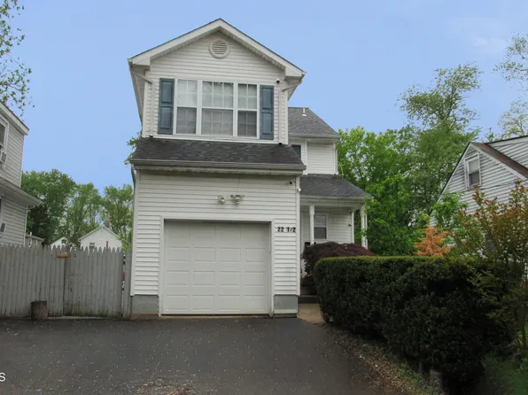 22 Bond Street, Freehold, NJ 07728