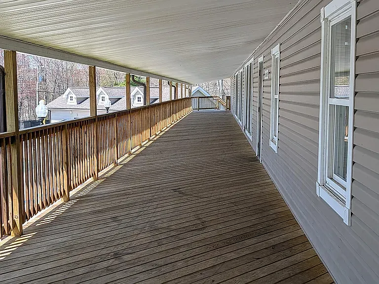 715 Country Place Dr — Photo 16