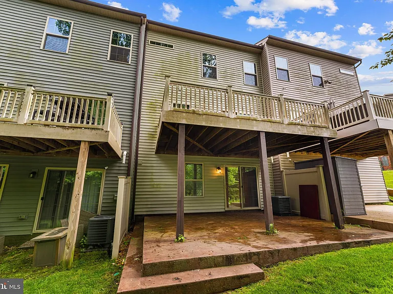 2720 Fredericksburg Rd — Photo 42