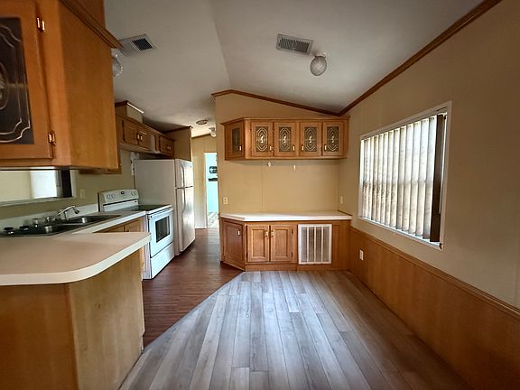 2nd image of 3000 Clarcona Rd #1