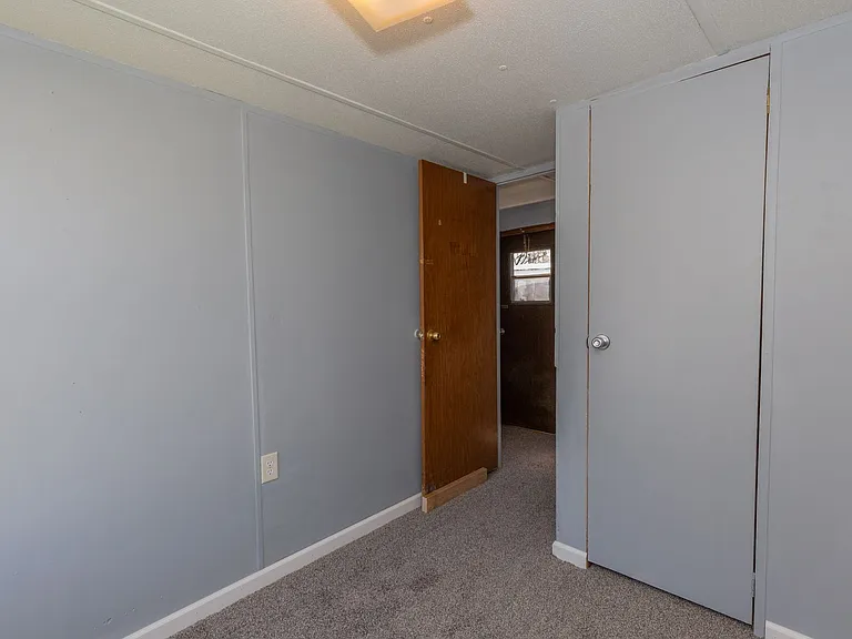 90 Fabric Dr — Photo 20