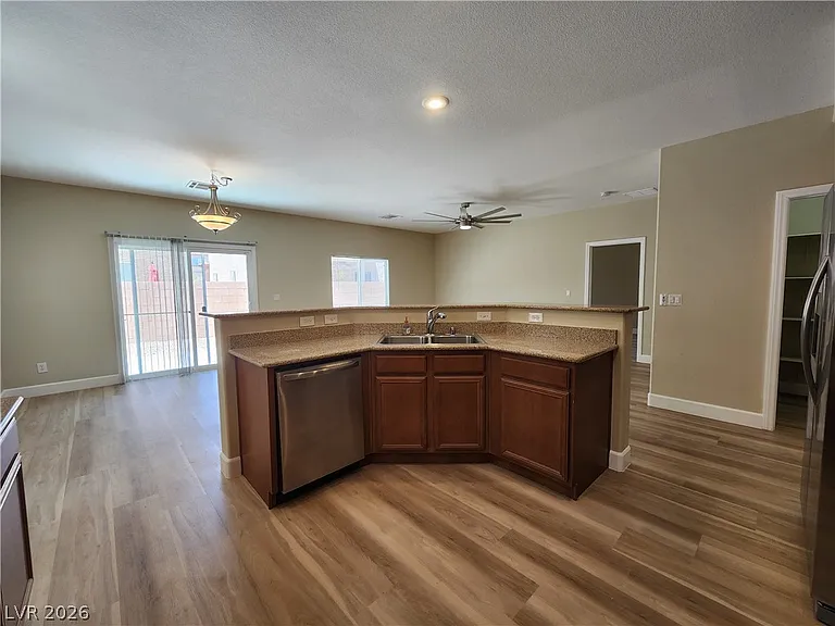 6017 Rosanna St — Photo 15