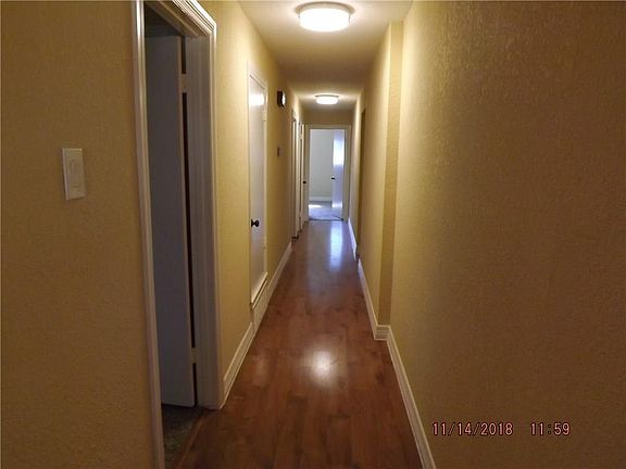 3rd image of 1114 Vicksburg Dr