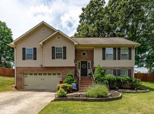 2904 Muskett Dr, Johnson City, TN 37604
