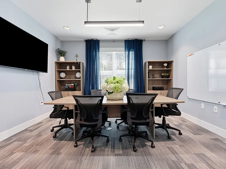 Pine Reserve Apartments — Photo 13