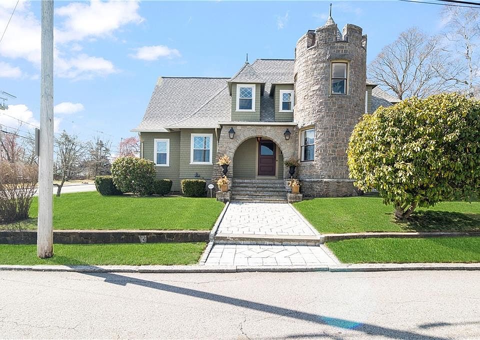 37 Fairview Ave, West Warwick, RI 02893 Zillow