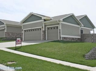 8201 Pine Lake Rd, Lincoln, NE 68516