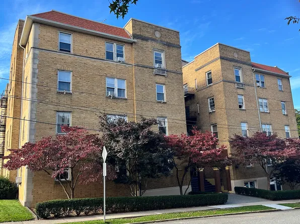 Broad Crest Apartments, 222 Christie St #3-F, Leonia, NJ 07605