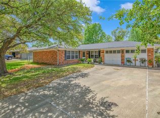 1302 Laura Ln, College Station, TX 77840