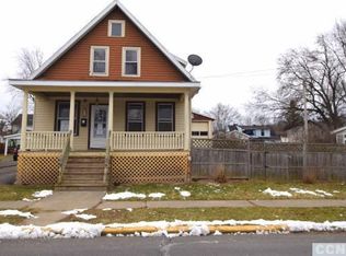 29 Parkwood Blvd, Hudson, NY 12534