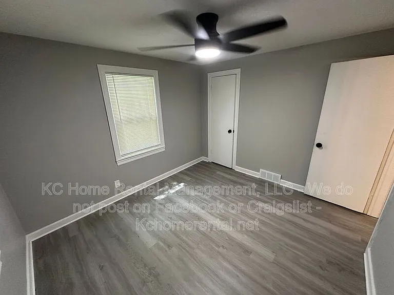 11636 W 68th Ter — Photo 18